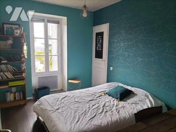 EXCLUSIVITE - Très belle maison familiale de 181 m² habitables, offrant 6 chambres et un bureau...