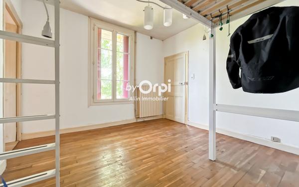 Maison à vendre    5 pièces •  Cérilly