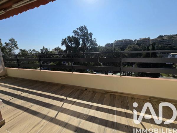 Appartement à vendre 4 pièces 84,2 m² Cavalaire-sur-Mer