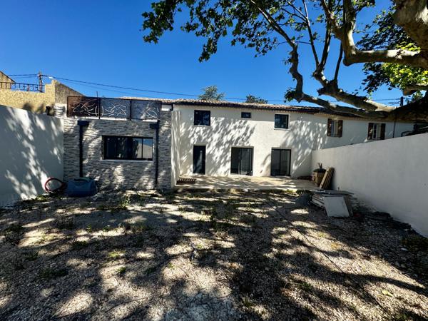 Maison 154 m2 6 pièces avec jardin Camaret-sur-Aigues (84850)