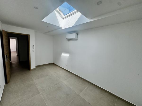 Maison 154 m2 6 pièces avec jardin Camaret-sur-Aigues (84850)
