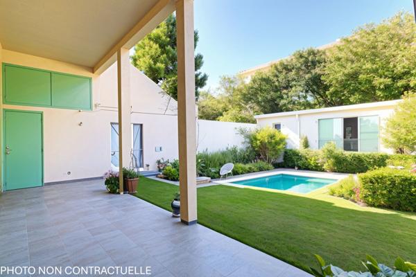 APPARTEMENT REZ DE JARDIN / DEPENDANCE