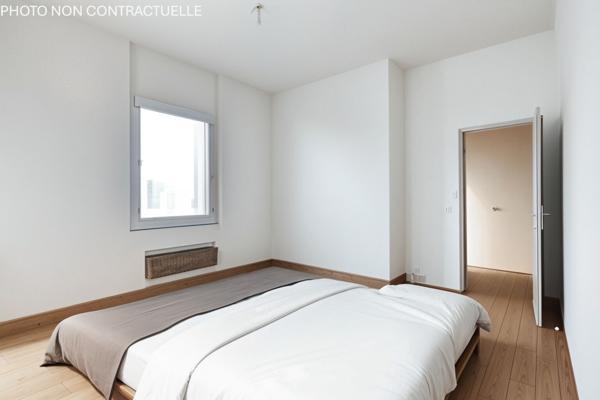 APPARTEMENT REZ DE JARDIN / DEPENDANCE