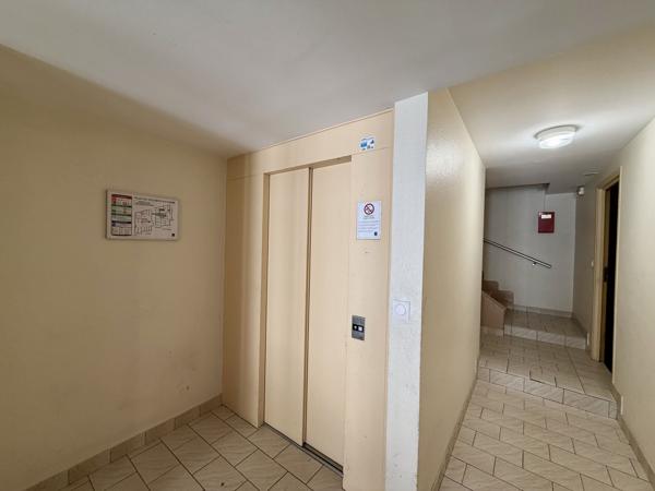 Vente                                                      Appartement
                        
                     1 pièces                      26 m2                     à La Ferté-sous-Jouarre