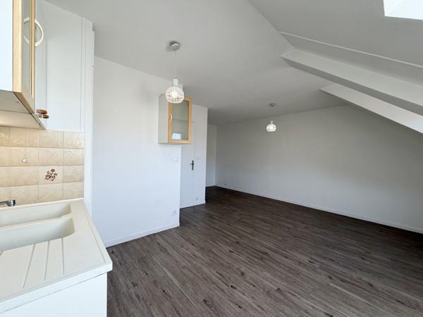 Vente                                                      Appartement
                        
                     1 pièces                      26 m2                     à La Ferté-sous-Jouarre