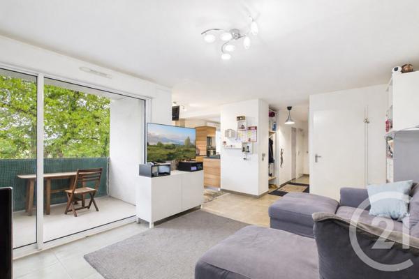 Appartement F4 à vendre  4 pièces - 84,44 m2 LARRESSORE - 64