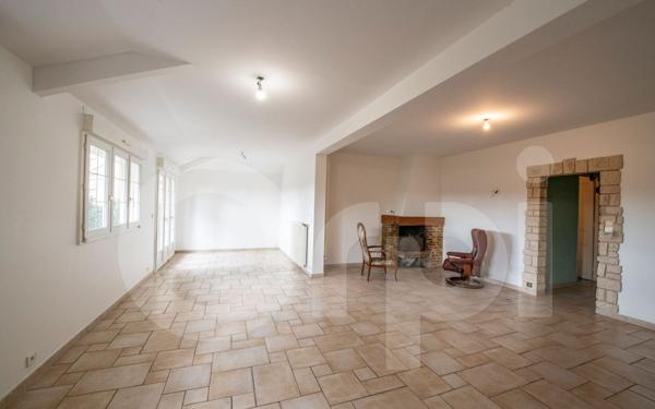 Maison à vendre    6 pièces •  Tremblay-en-France