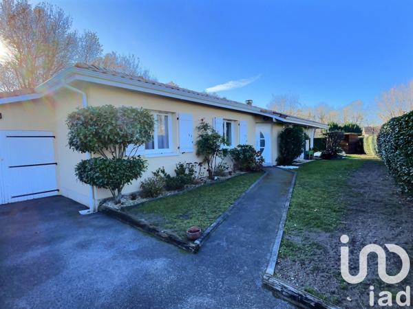 Maison traditionnelle 5 pièces de 105 m² à Saint-Paul-en-Born (40200)