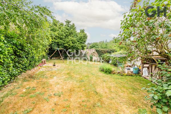 CHARMANTE MAISON FAMILIALE DE 7 PIECES (147.75m²) À ETIOLLES