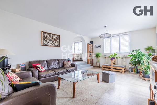 CHARMANTE MAISON FAMILIALE DE 7 PIECES (147.75m²) À ETIOLLES