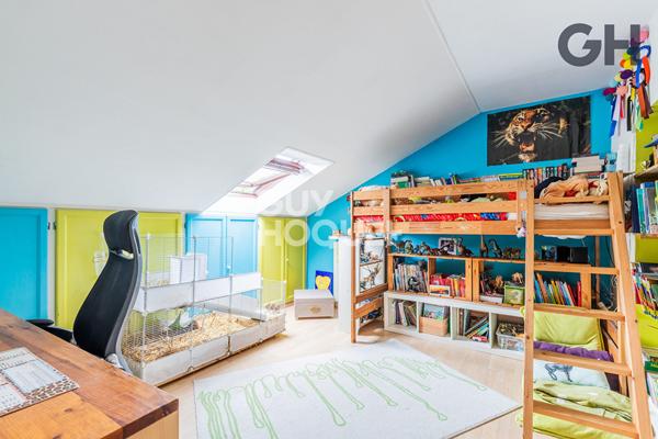 CHARMANTE MAISON FAMILIALE DE 7 PIECES (147.75m²) À ETIOLLES