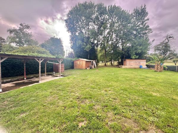 MAGNIFIQUE MAISON EN PIERRE 3 CHAMBRES ET DEPENDANCE A 30 MINUTES DE NIORT !