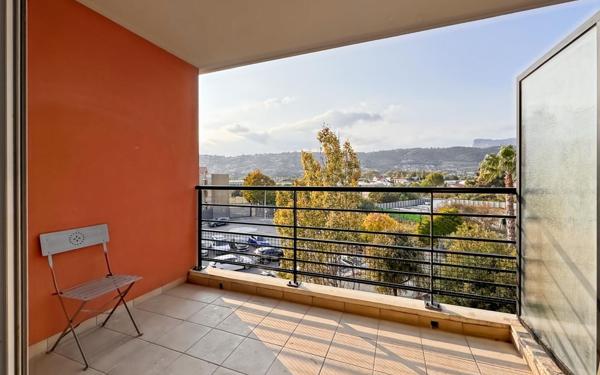 Appartement à vendre    1 pièce • 24,70 m2 Nice