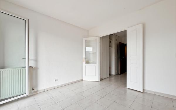 Appartement à vendre    1 pièce • 24,70 m2 Nice