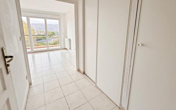 Appartement à vendre    1 pièce • 24,70 m2 Nice