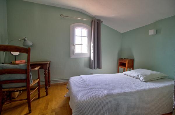 AGEN CENTRE - Maison de caractère de 250 m² avec extérieur, cave dans un quartier calme et recherché