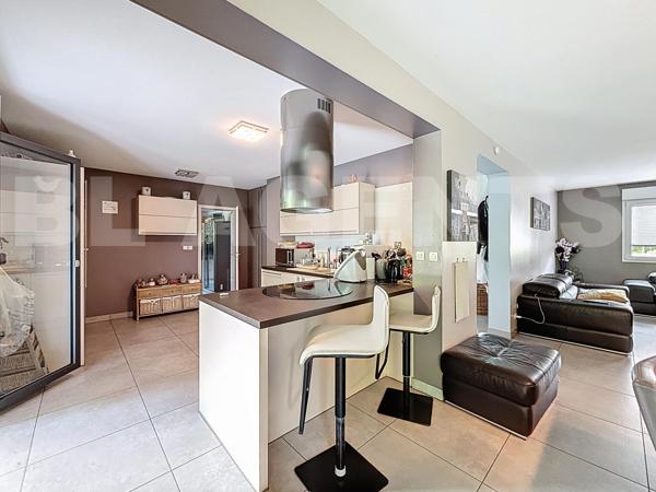 Maison avec piscine et confort moderne à Rehon