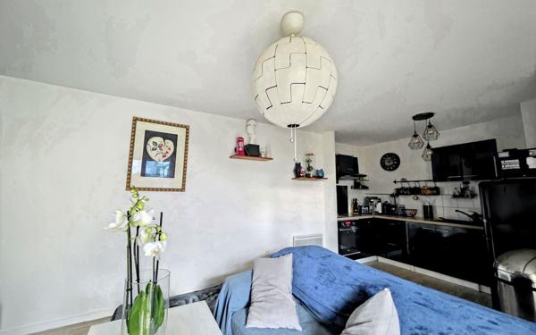Appartement à vendre    2 pièces •  Chanteloup-les-Vignes