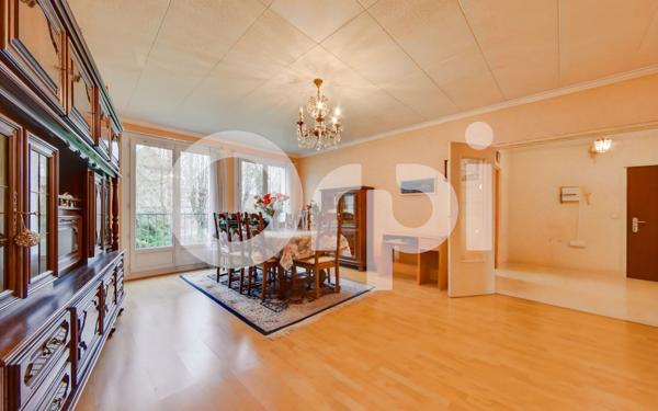 Appartement à vendre    4 pièces • 92 m2 Senlis