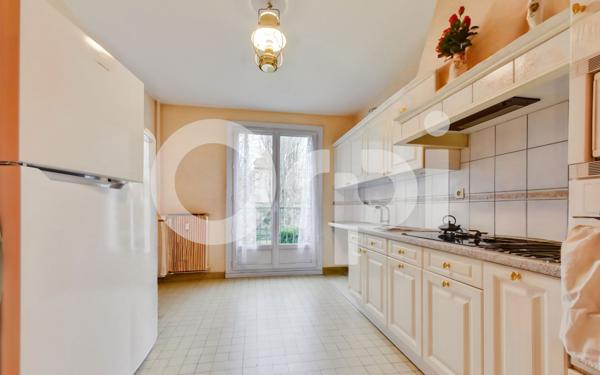 Appartement à vendre    4 pièces • 92 m2 Senlis