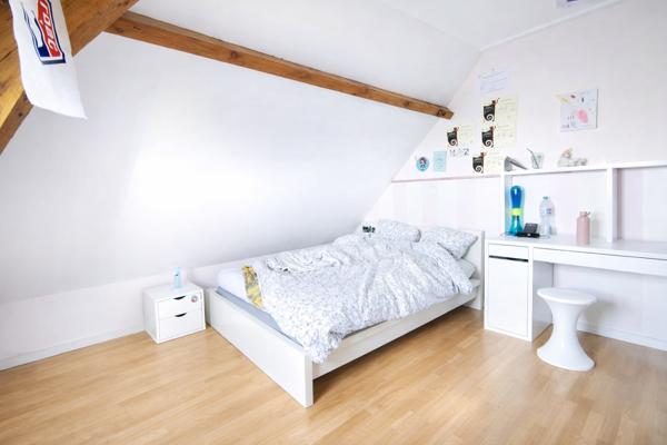 Laventie (62840) Bâtisse type Fermette - 240m² + 60m² - LIMITE FLEURBAIX