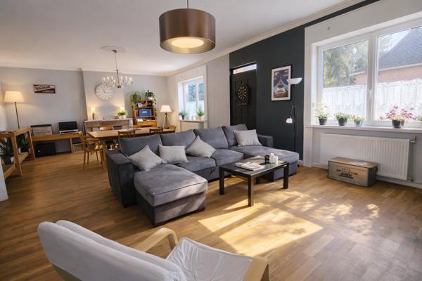 Laventie (62840) Bâtisse type Fermette - 240m² + 60m² - LIMITE FLEURBAIX