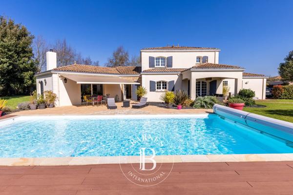 Vertou, Maison 7 Chambres -  245 m² à vendre