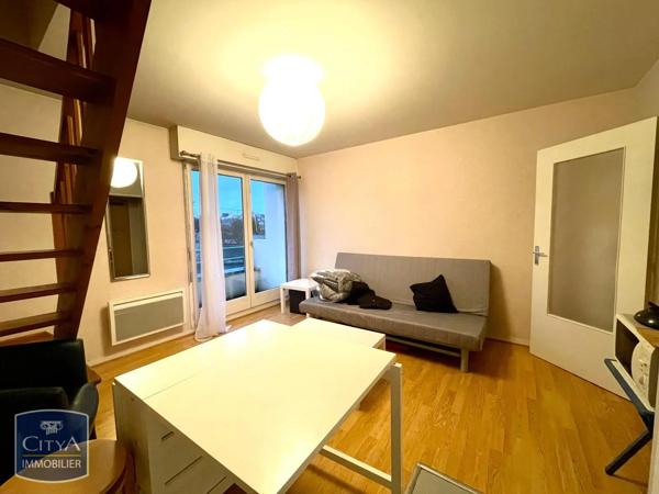 Appartement à louer 2 pièces 33.46m² Laval (53000)