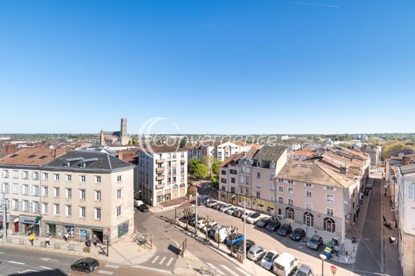 Appartement
                                                                                                                                                                                                                                                                                                                        4 pièce(s)                                                                                                                                                                                                          2 chambre(s)                                                                                                                                                                                                          108.37  m²