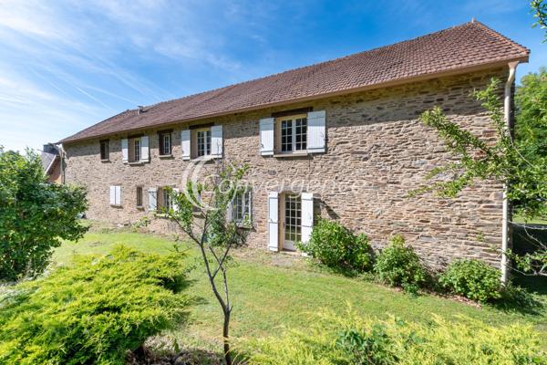 Maison
                                                                                                                                                                                                                                                                                                                        8 pièce(s)                                                                                                                                                                                                          5 chambre(s)                                                                                                                                                                                                          257  m²