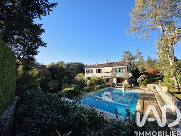 Maison à vendre 9 pièces 330 m² Vence