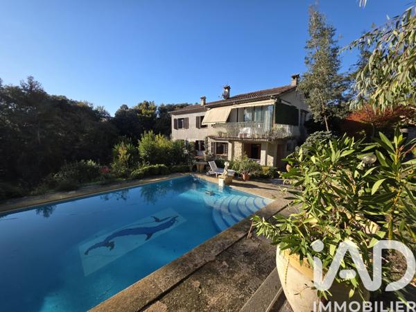 Maison à vendre 9 pièces 330 m² Vence