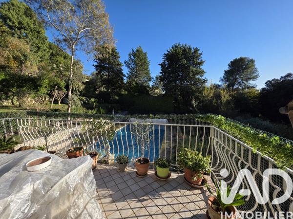 Maison à vendre 9 pièces 330 m² Vence