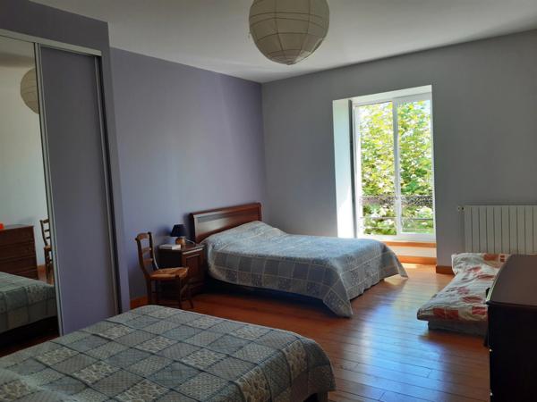 Propriete à vendre 12 pièces CAHORS (46)