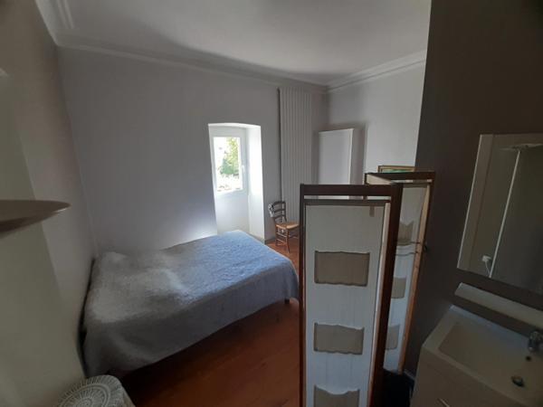 Propriete à vendre 12 pièces CAHORS (46)