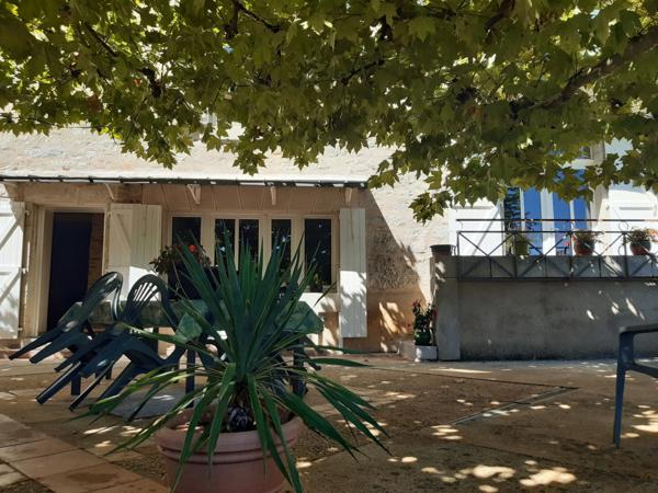 Propriete à vendre 12 pièces CAHORS (46)