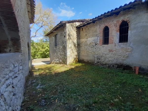 Propriete à vendre 12 pièces CAHORS (46)