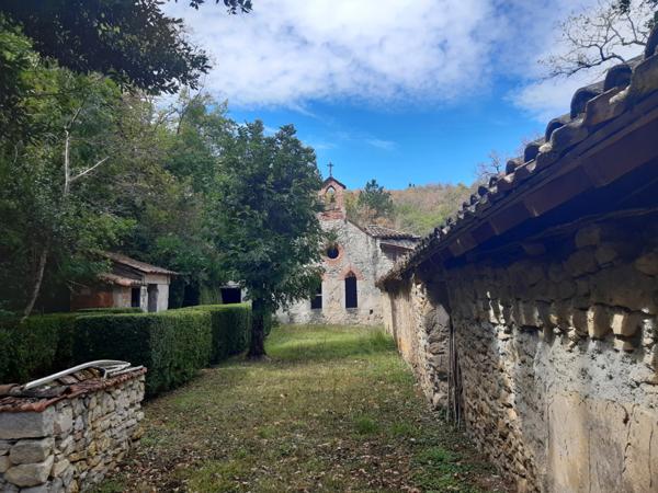 Propriete à vendre 12 pièces CAHORS (46)