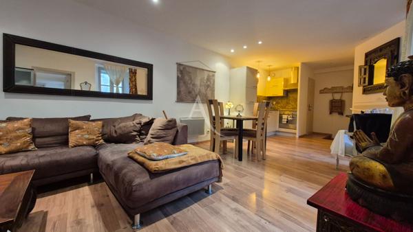 Saintes ? Quartier Saint-Pierre - Appartement 2 pièces 48 m²