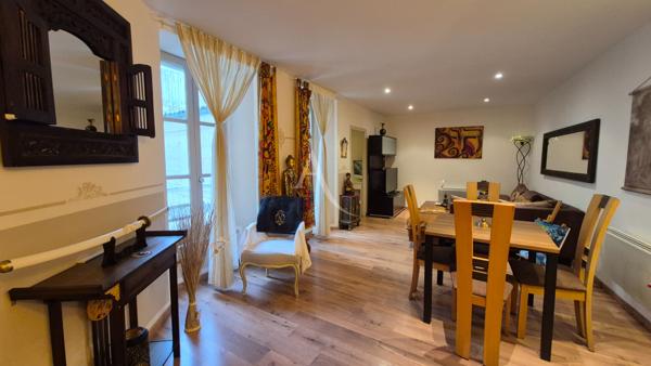 Saintes ? Quartier Saint-Pierre - Appartement 2 pièces 48 m²