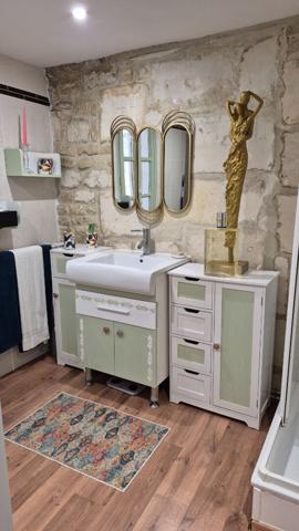 Saintes ? Quartier Saint-Pierre - Appartement 2 pièces 48 m²