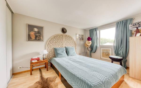 Appartement à vendre    3 pièces •  Roissy-en-Brie