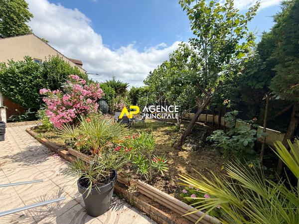 Maison Individuelle ARGENTEUIL COTEAUX 4 pièces 3 chambres 90 m2 368 m² de terrain avec studio indépendant €365 000 ** - Référence 4443