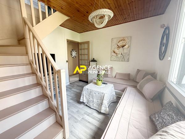 Maison Individuelle ARGENTEUIL COTEAUX 4 pièces 3 chambres 90 m2 368 m² de terrain avec studio indépendant €365 000 ** - Référence 4443