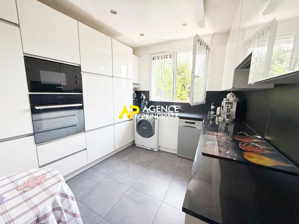 Maison Individuelle ARGENTEUIL COTEAUX 4 pièces 3 chambres 90 m2 368 m² de terrain avec studio indépendant €365 000 ** - Référence 4443