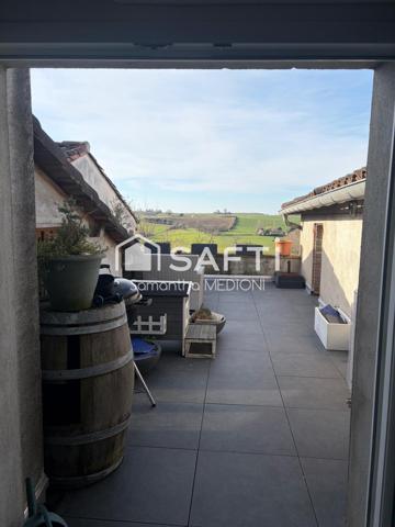 Idéalement situé, cet appartement vous offre un cadre de vie agréable au quotidien