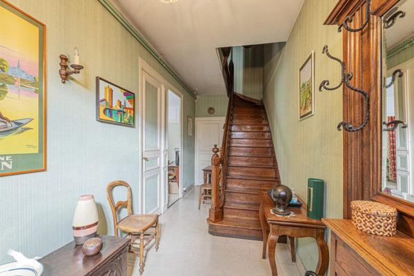 Maison à vendre |  Chinon |  10 pièces | 199 m²