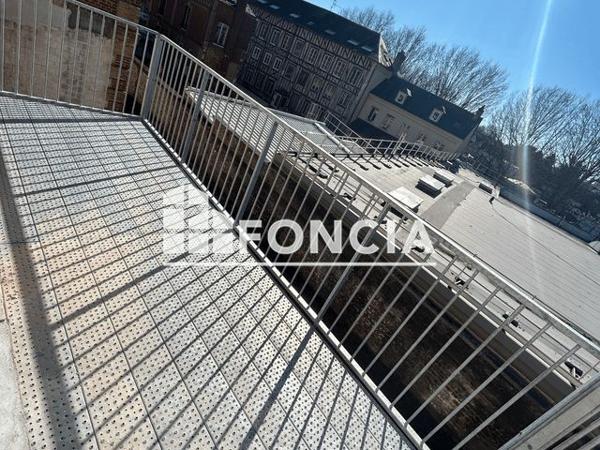 Location Appartement 4 pièces 82.2 m² - 5 BOULEVARD JULES FERRY Louviers 27400