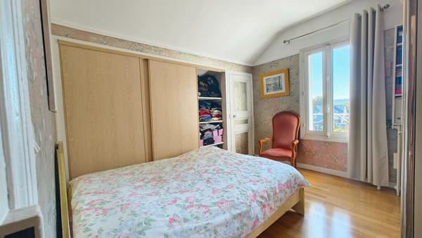 Maison meulière Ermont 4 pièce(s) 2 chambres + sous-sol et double garage