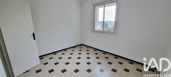 Location appartement 3 pièces 59 m² Toulon